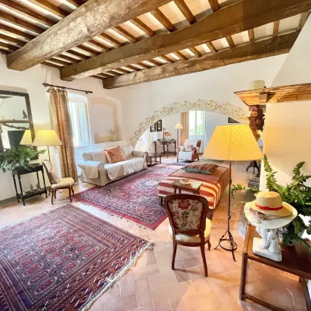 Umbrian Paradise Contains 5 Bedrooms with Private Pool and Stunning Views
