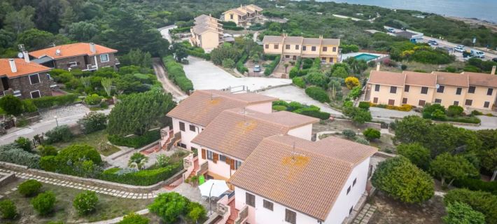 Comfort and Privacy for Four Guests Hotels in Stintino