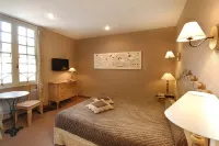 Cit'Hotel des Messageries Hotels in Saintes