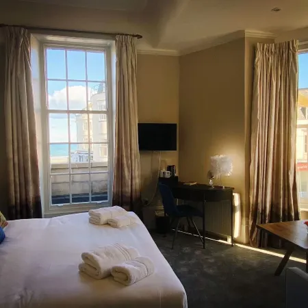 Chapter 1 Hotels