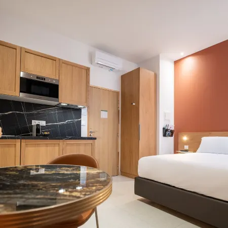 Corner-Set Cholet Centre