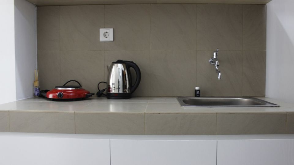 Stylish Studio Room Grand Asia Afrika Apartment