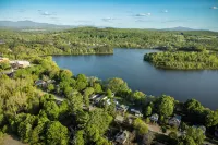 Manoir Sweetsburg Hotel a Saint-Ignace-de-Stanbridge