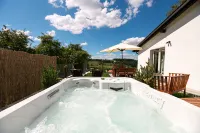 La Maisonnette Enchantée Hotels in Lucens