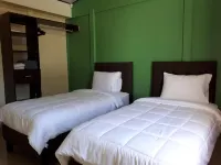Chalet San Juanillo Hotels in Emerald Woods