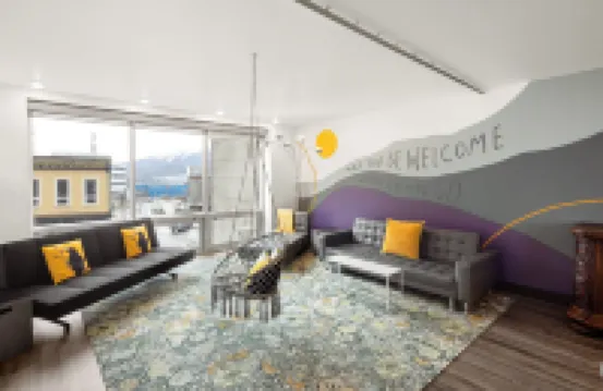 Silverbow Inn & Suites