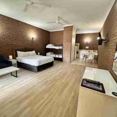 Knotts Crossing Resort Rooms