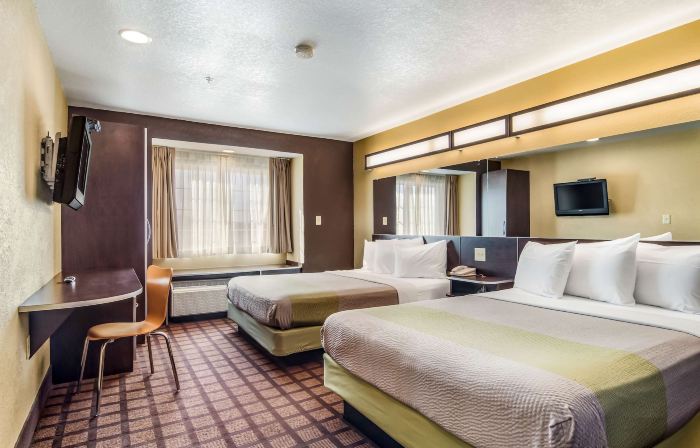 Motel 6 Canton, GA