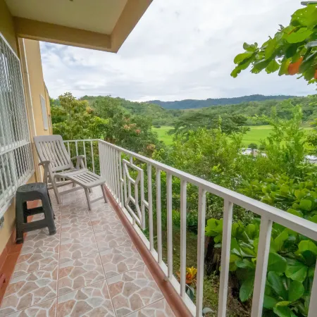 Charming Mountain View Alta Vista