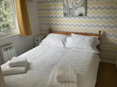 Holiday Cabin Sleeps 5 Caernarfon Snowdonia Hotels near Caernarfon Castle