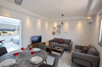 Apt Nina, Modern 2Bdr Ayia Napa Apartment