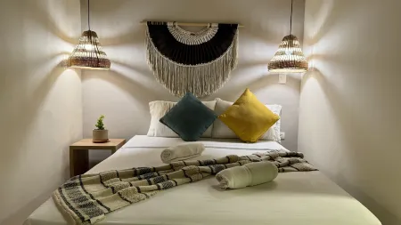 Luum Casa Hotel Manila Отели рядом с достопримечательностью «Plaza de Toros La Macarena»