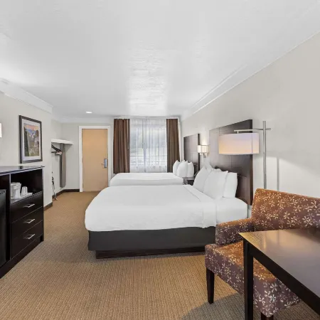 Quality Inn Lakefront