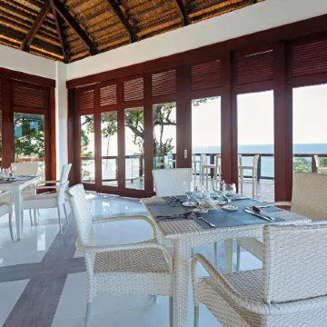 Ocean’s Edge Resort