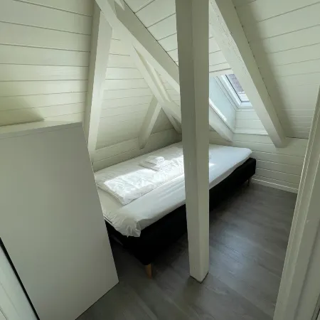 Stunning Hilltop Nest Unparalleled Views at Bnb Ap 17