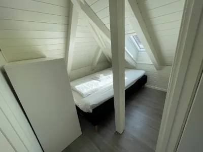 Stunning Hilltop Nest Unparalleled Views at Bnb Ap 17 Hotels in 