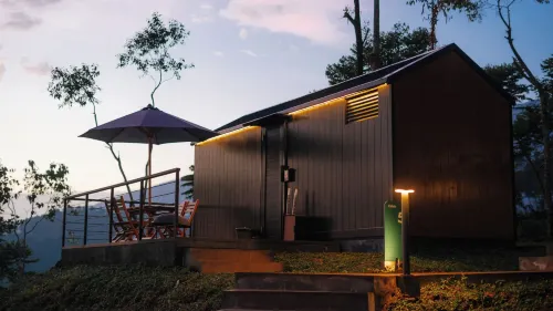 Bobocabin Dieng Pass, Batang Hotels in Sukorejo