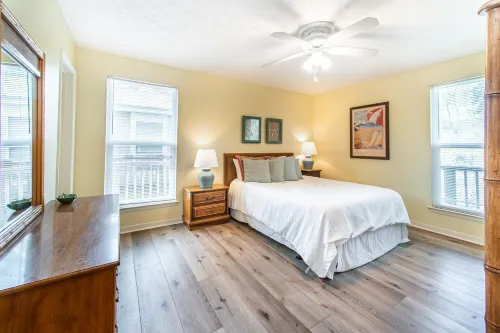 Surfer Girl Hotels in Santa Rosa Beach