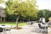 Hospedium Hotel Rural Soterraña Hotels in Trujillo