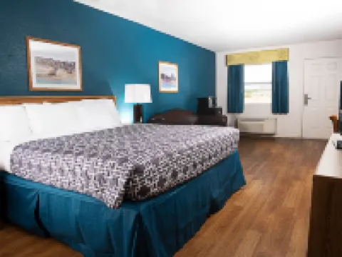 Riata Inn - Marfa Hotels in Marfa