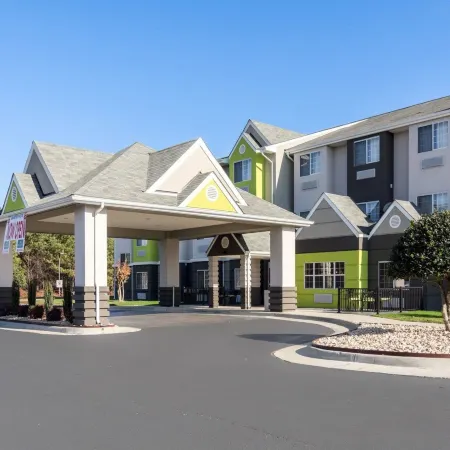 Quality Inn & Suites Ashland Near Kings Dominion