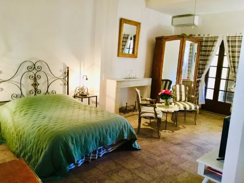 La Vieille Demeure Hotels in Le Barcares
