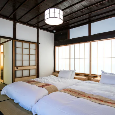 Setouchi Cominca Stays Hiroshima Frosen