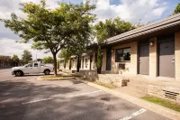 Motel Newstar Laval