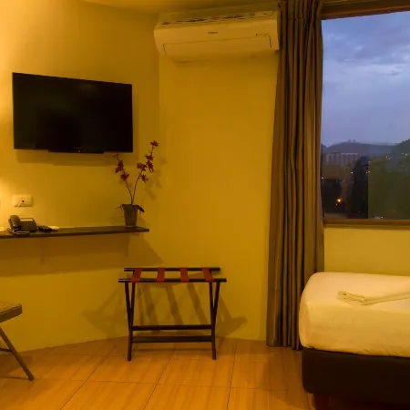 City Center Hotel