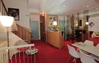 Azurene Royal Hotel
