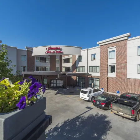Hampton Inn & Suites Salt Lake City/University-Foothill Dr. Отели рядом с достопримечательностью «Сад Red Butte»
