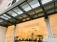 Privato Makati Hotels near Vito Cruz