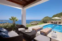 Okeanides Villas - Uima-altaat