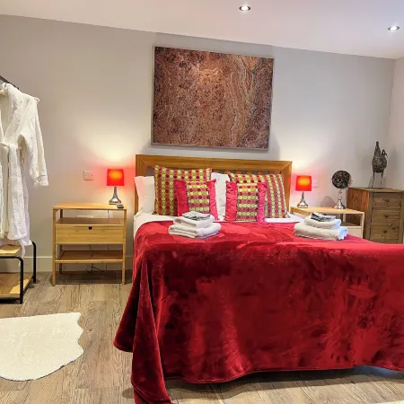 Cottage - Sleeps 2 - Garden