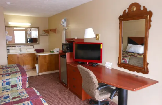 安尼斯頓麥克萊倫旅館