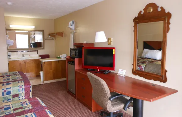 安尼斯頓麥克萊倫旅館