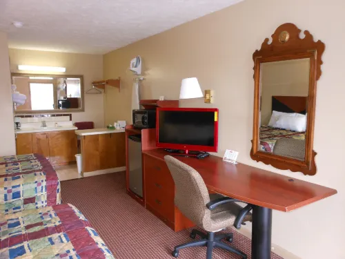 McClellan Inn Hotels in Anniston