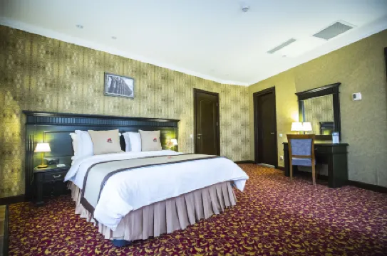 Colosseum Marina Hotel