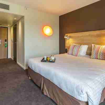 Hôtel Campanile Laval Nord Rooms