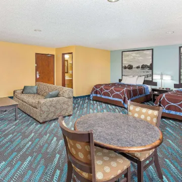 Super 8 by Wyndham Somerset