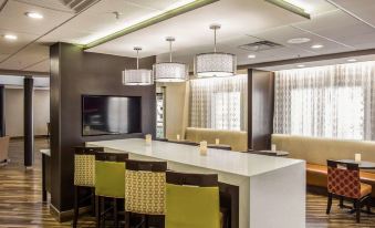 Comfort Suites Columbia at Harbison