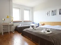 Mhost Bronowice Hotels near برونافيتسا