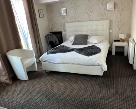 Square Hôtel Aurillac otelleri