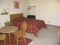 Little Bear Motel