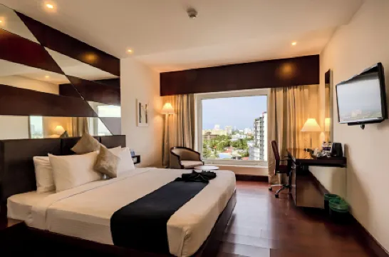 奧莉芙城中酒店