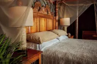 Ladera Resort