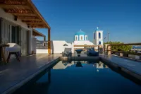 Aeris Suites