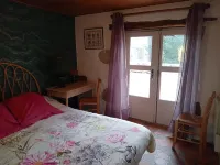 La Maison de Barbara Hotels in Effiat