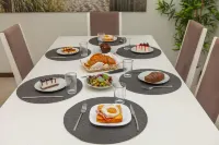 B03 - Luxury 2 Bedroom Near Marina Park by DreamAlgarve - Parking