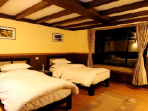 Mountain Lodges of Nepal - Monjo Hotels in Solukhumbu